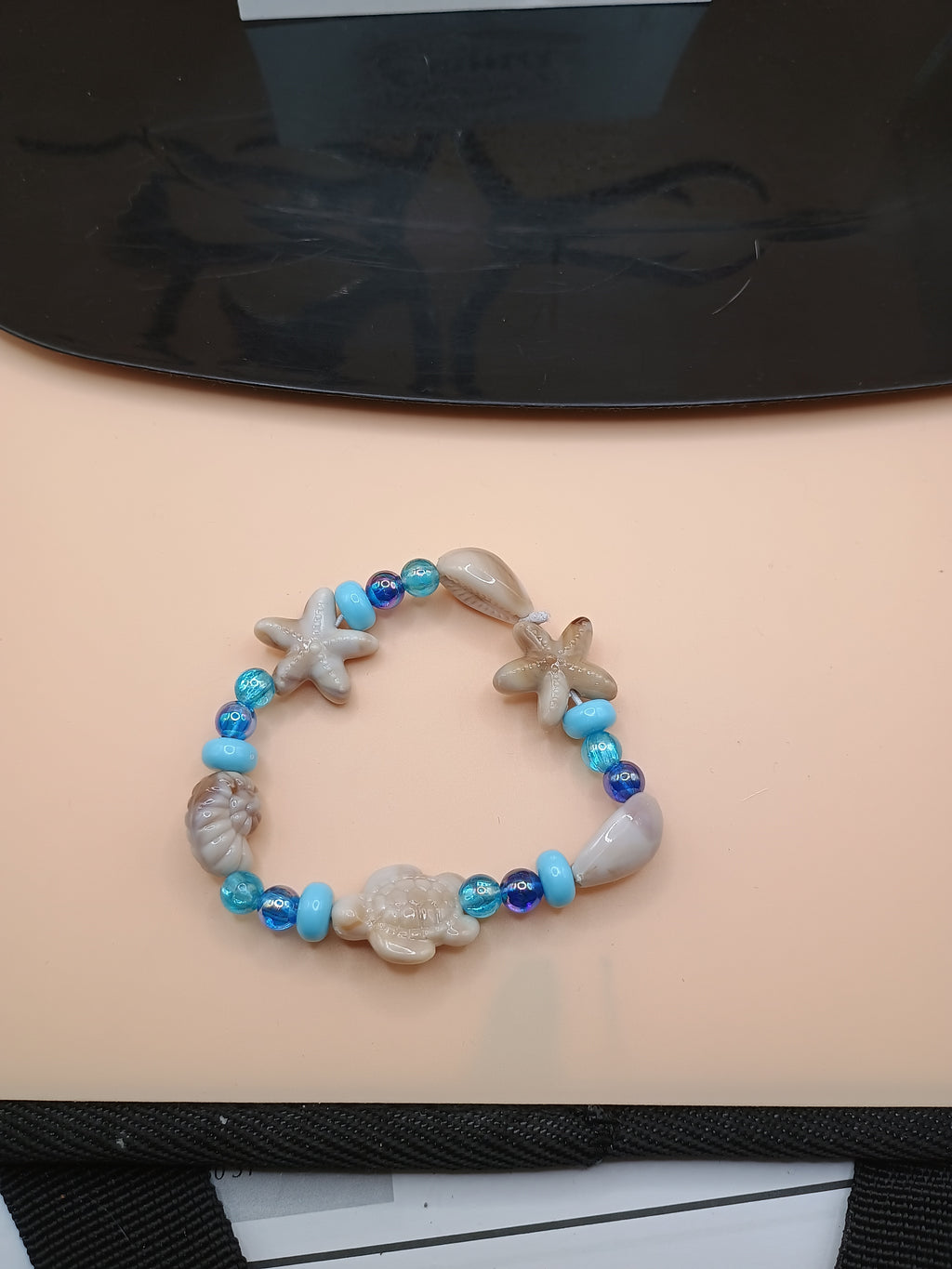 Ocean Sea Life Stretch Bracelet – 7” Coastal Starfish & Turtle Beaded Bracelet