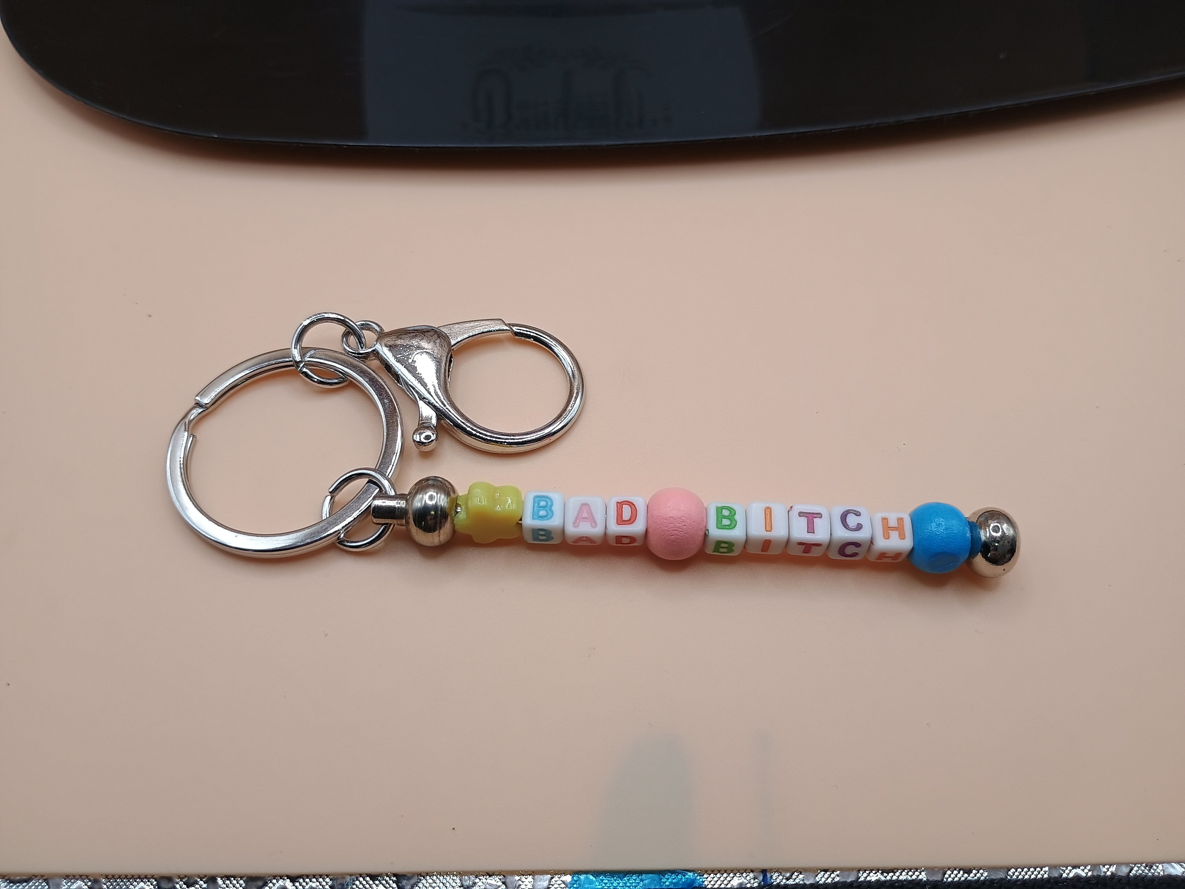“Bad B*tch” Beaded Keychain – Silver Metal Keychain with Colorful Letter Beads
