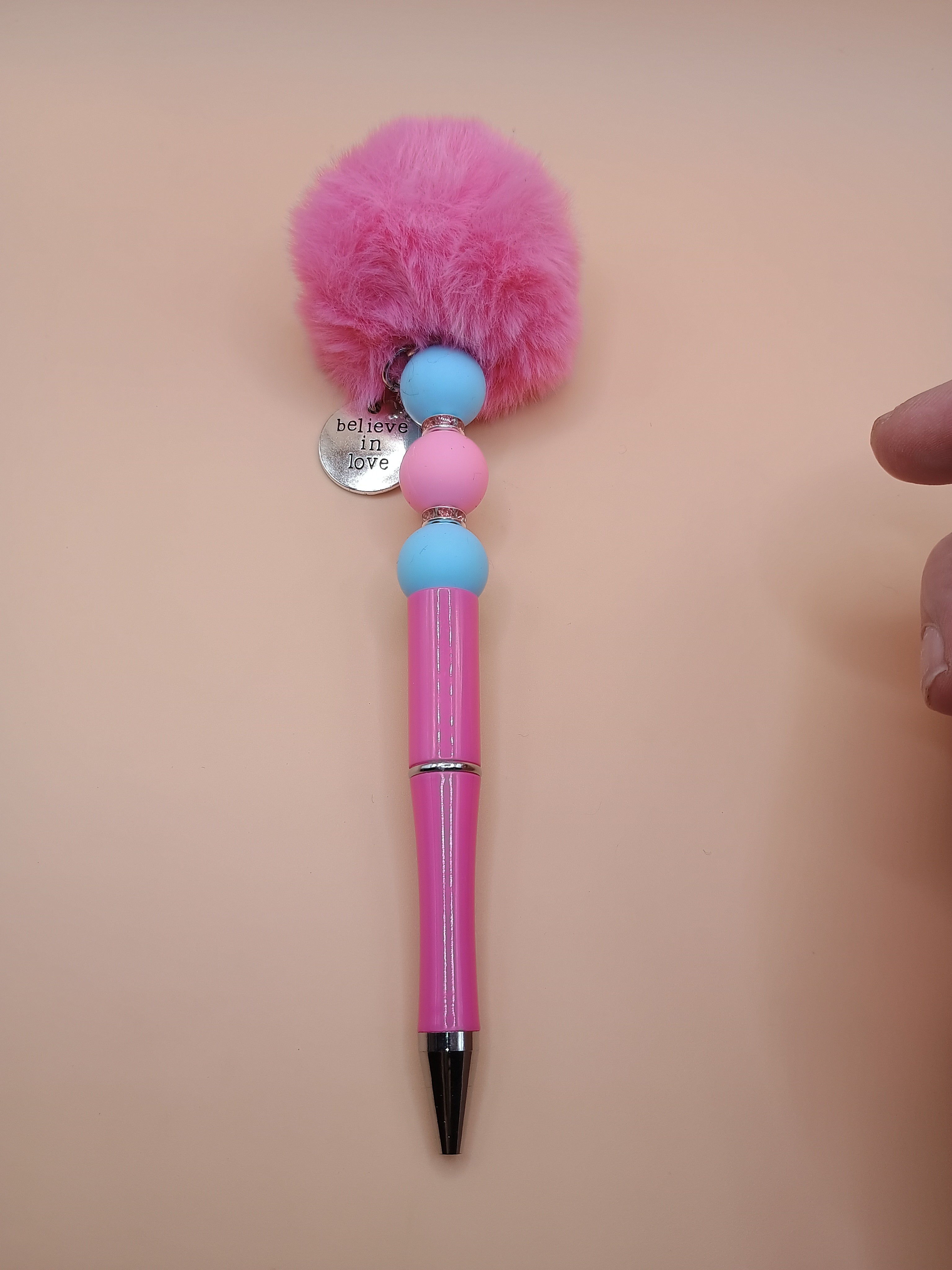 “Believe in Love” Pink Fluffy Beaded Pen – Handmade 1.0 Ink Pen